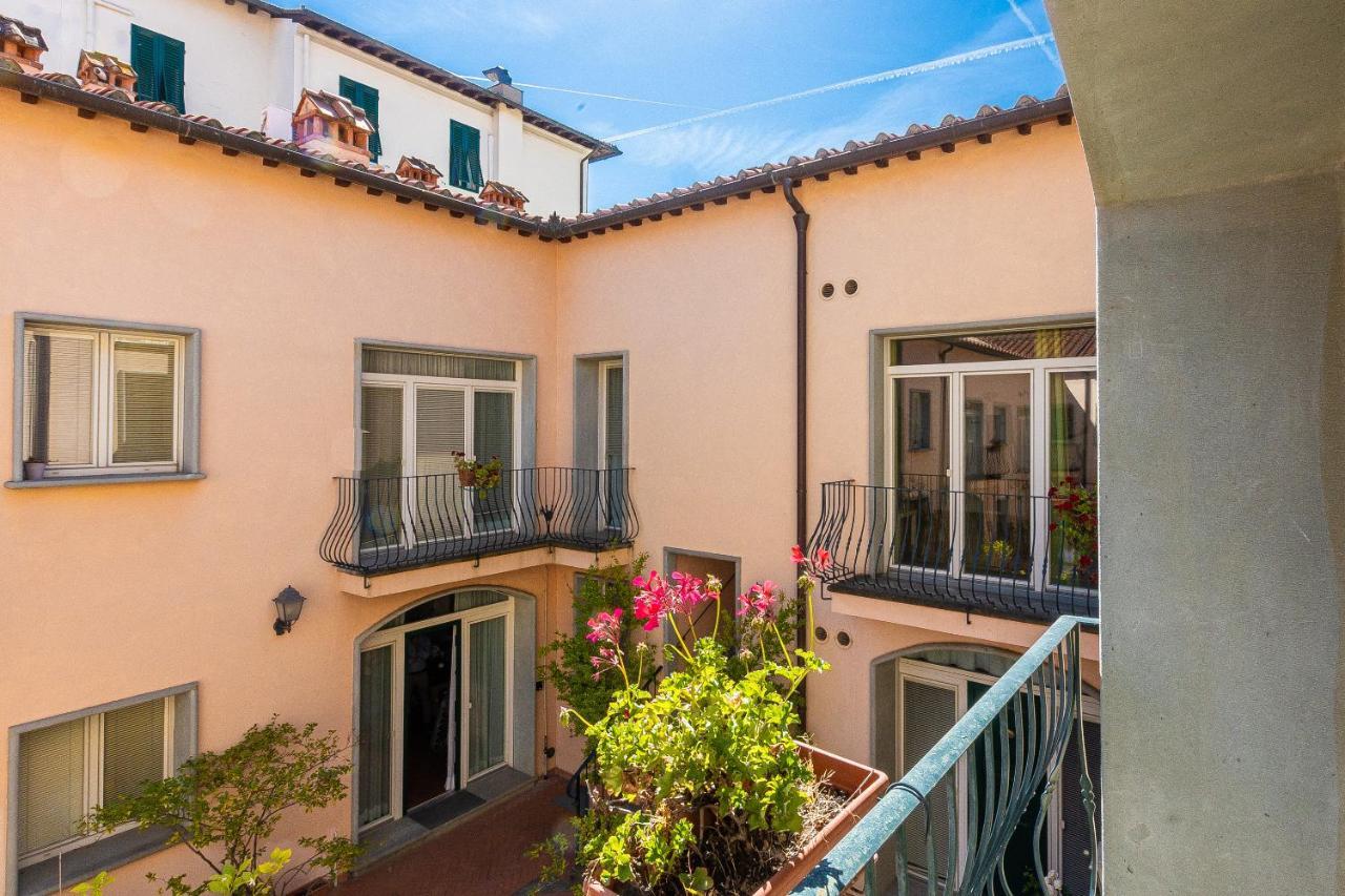 Palazzo Ghibellina By In Ferienhaus