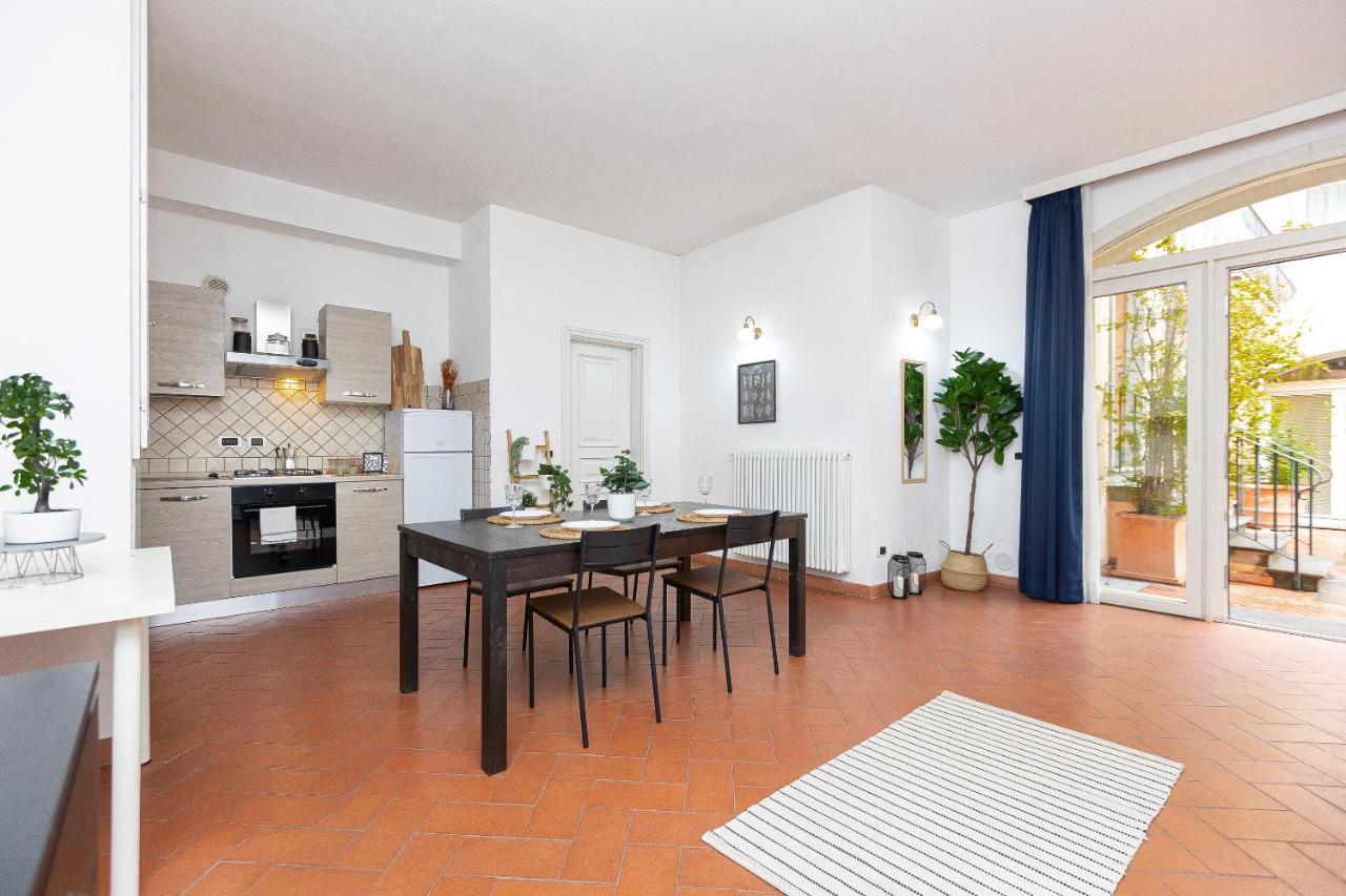 Ferienhaus Palazzo Ghibellina By In *